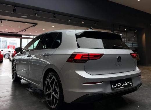 VW GOLF 8 2.0TDI